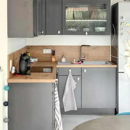 Apartment A Avec Jardin *