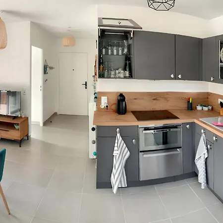 A Avec Jardin Apartment