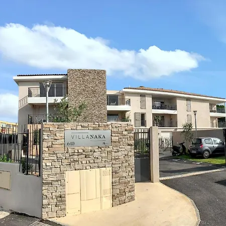 A Avec Jardin Apartment *